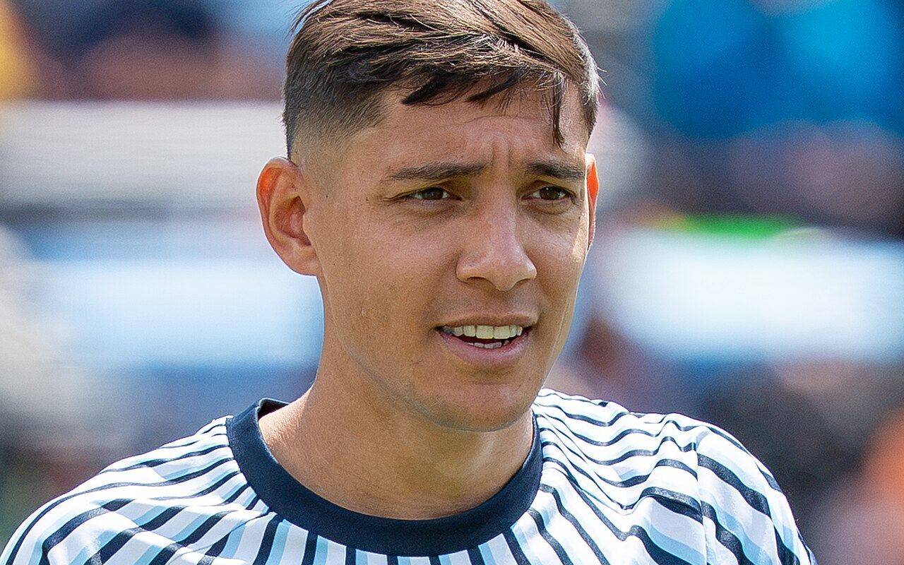 Nahuel Molina con la camiseta de la selección argentina.