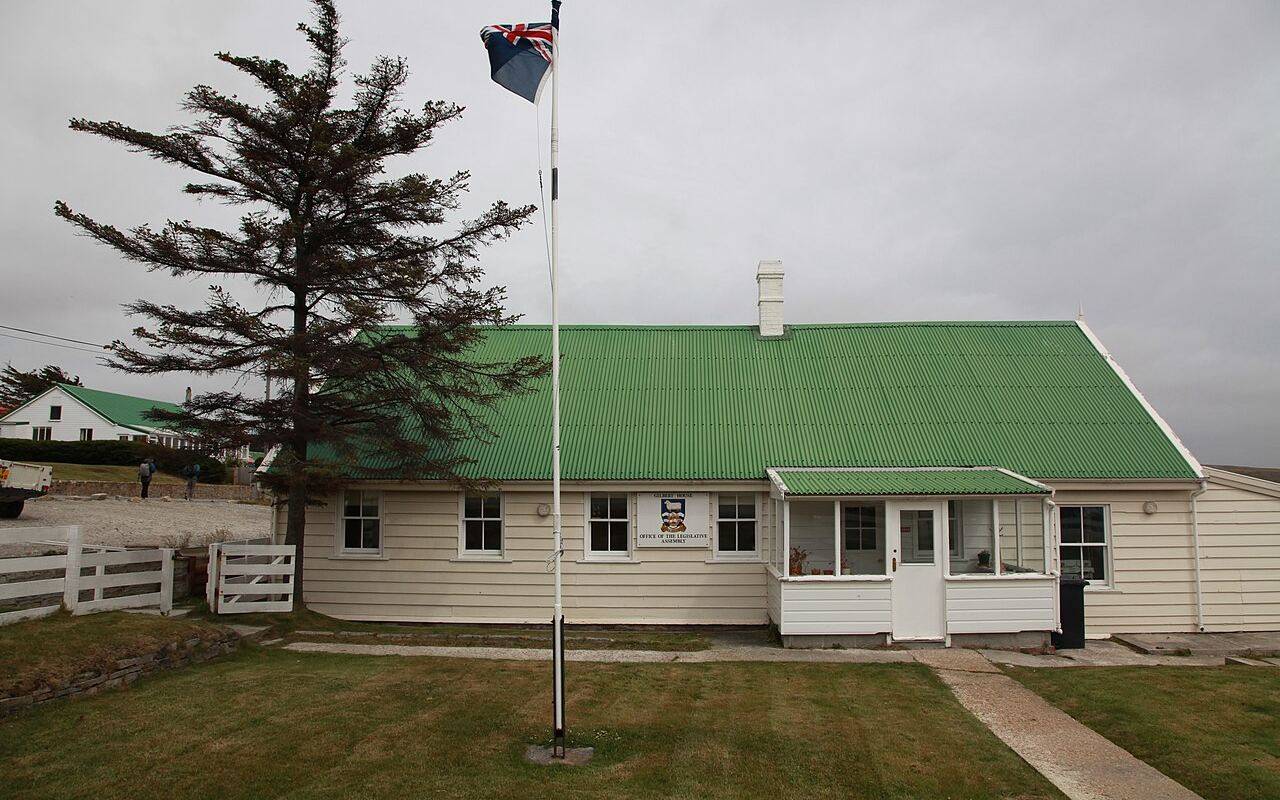 Gilbert House, sede de la Asamblea Legislativa de las islas Malvinas.